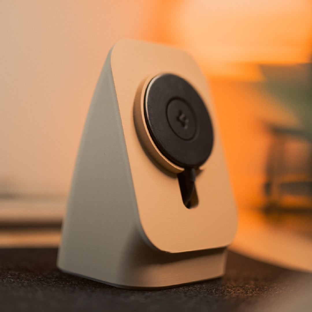 Bilbao – MagSafe Holder for iPhone and Apple Watch
