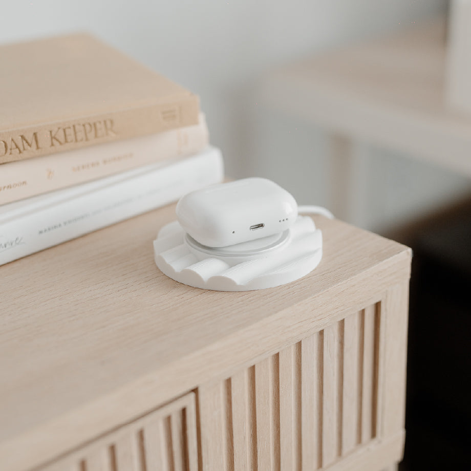 Kyoto Base - Elegant Stand for MagSafe Charger